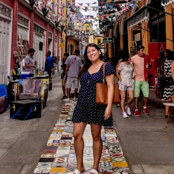 Meet your Posher, Celest - Picture 9 of 14